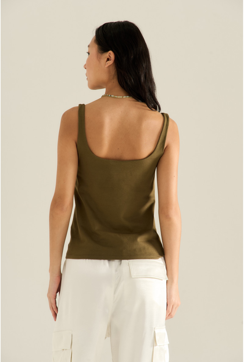 MUSCULOSA C/CUADRADO ALICE