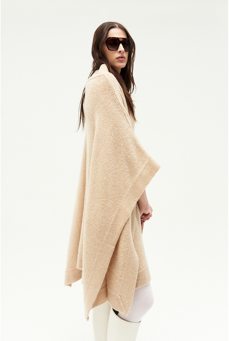 PONCHO POLERA SHANIA