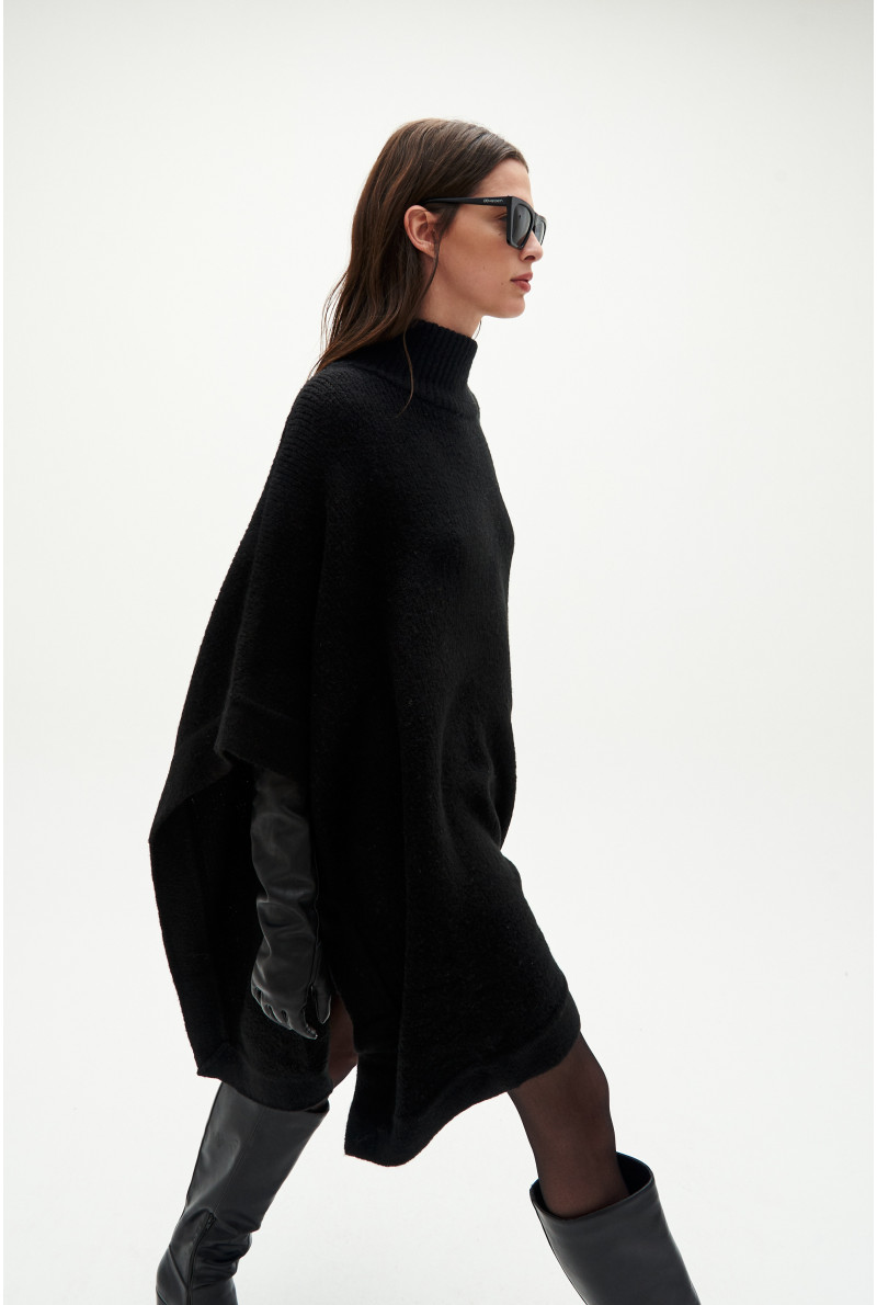 PONCHO POLERA SHANIA