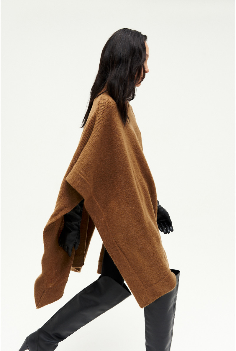 PONCHO POLERA SHANIA