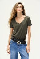 REMERA V M/C TAYLOR