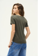 REMERA V M/C TAYLOR