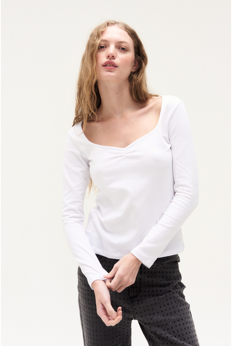 REMERA M/L SAM