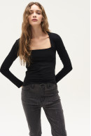 REMERA C/CUAD M/L COOK