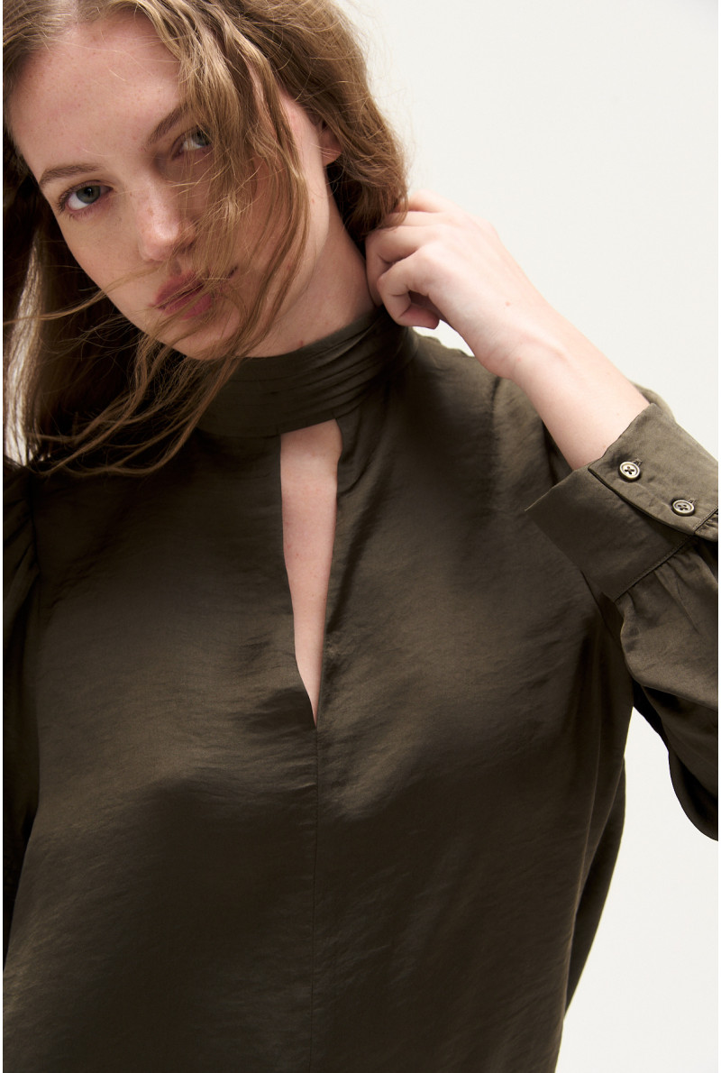 BLUSA LINDA