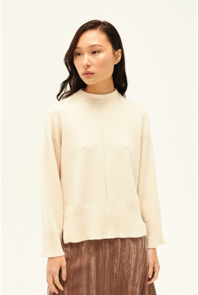SWEATER C/R M/L SIMONE