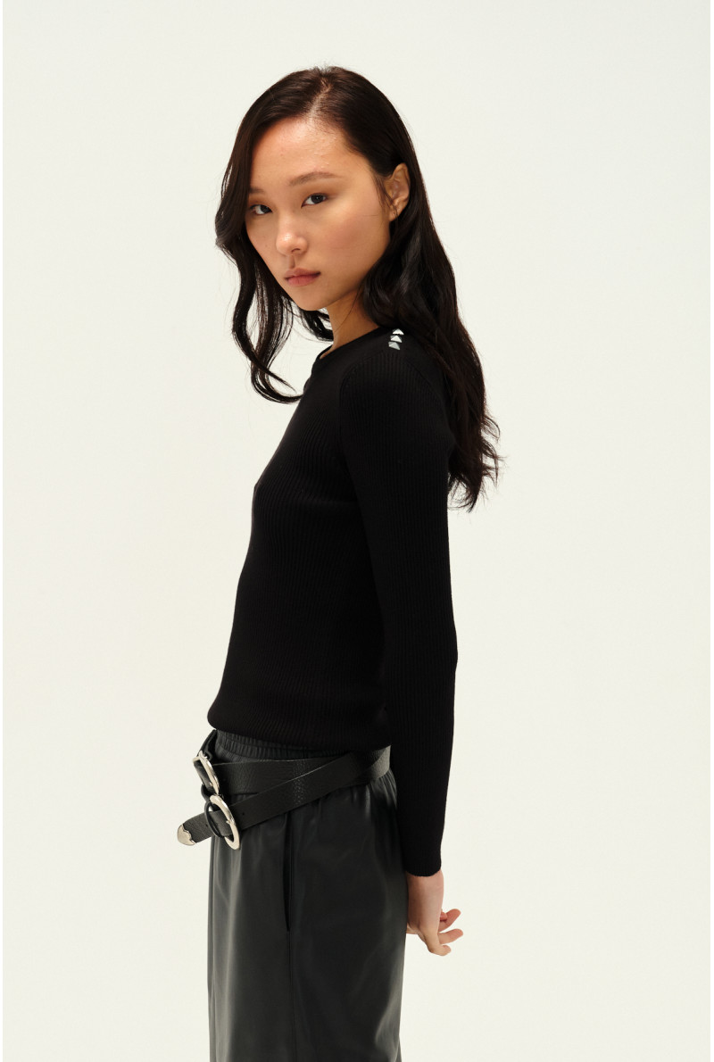 SWEATER C/R M/L KURT