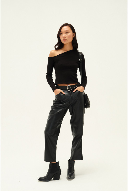 REMERA ASIMETRICA M/L KYLIE