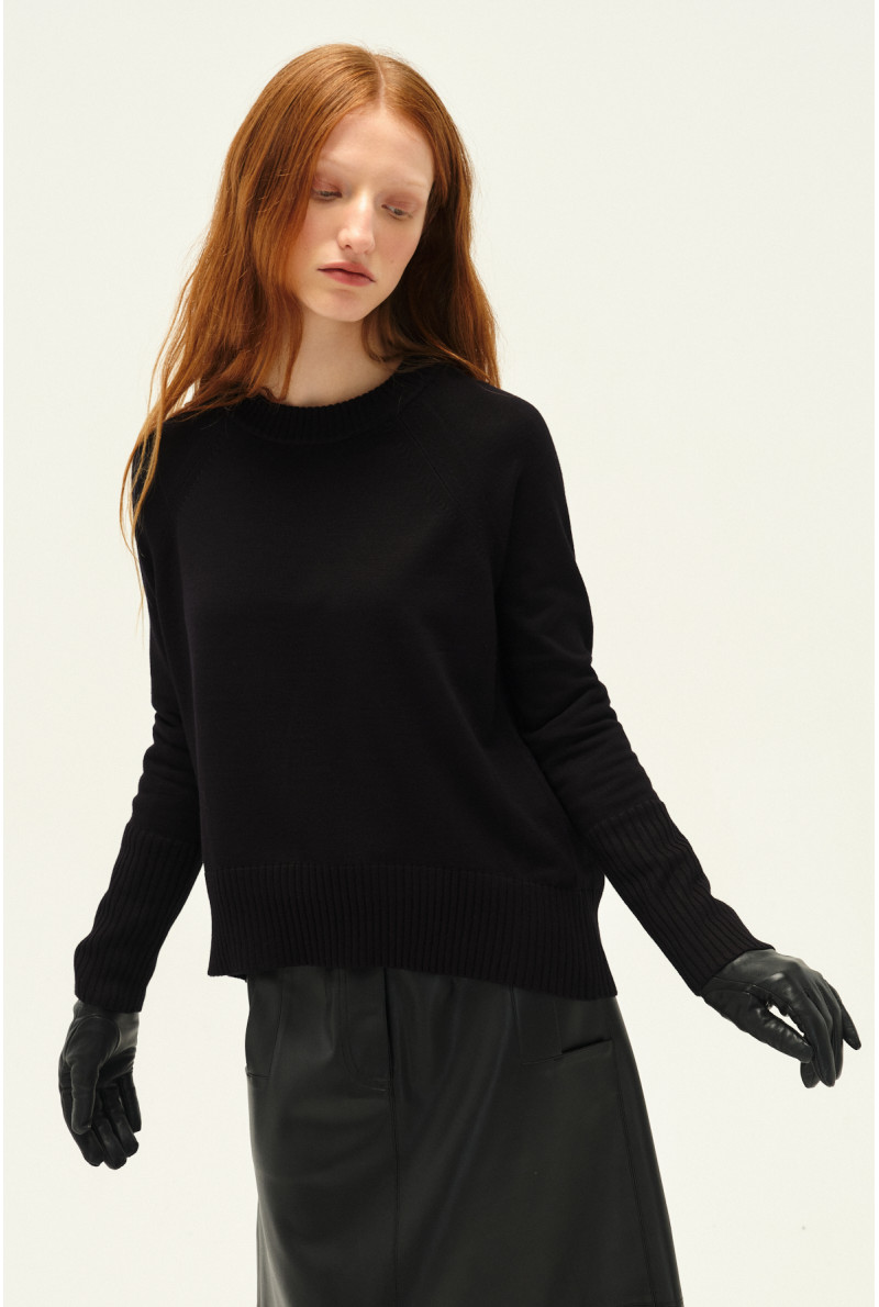 SWEATER C/R M/L BENNY