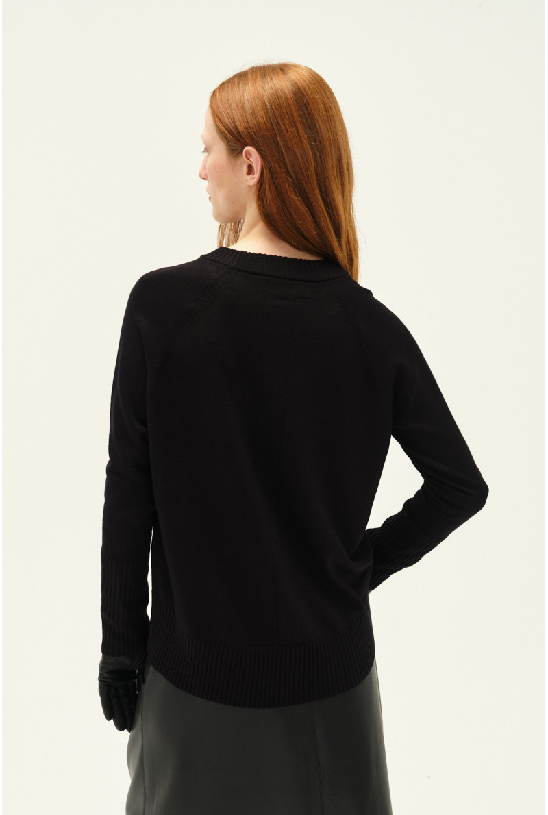 SWEATER C/R M/L BENNY