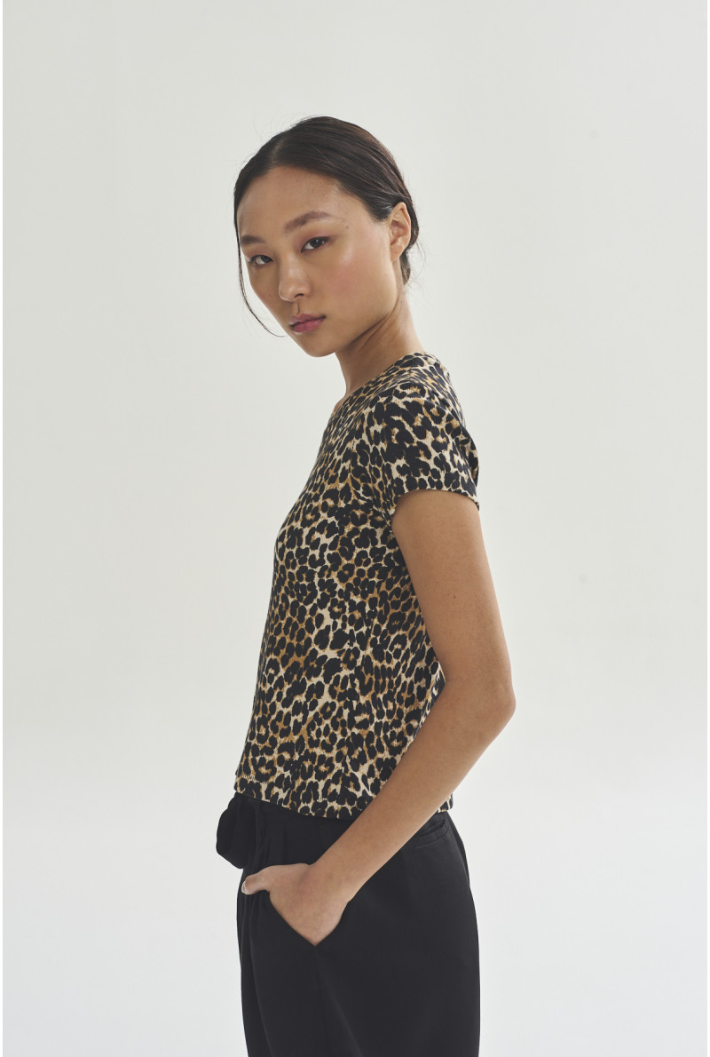 REMERA C/R M/C NINA