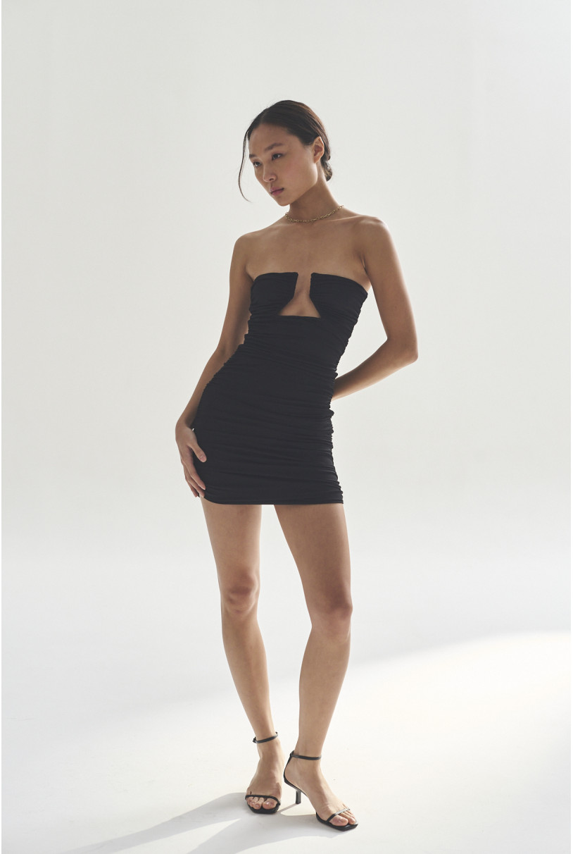VESTIDO CORTO STRAPLES OLIVIA