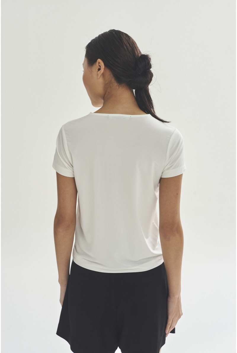REMERA C/R OLIVER