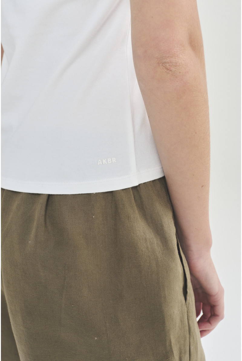 REMERA V M/C NEIL