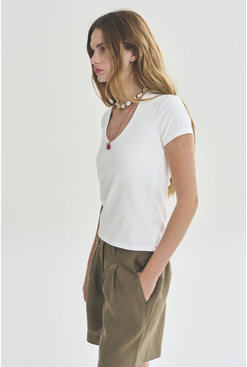REMERA V M/C NEIL