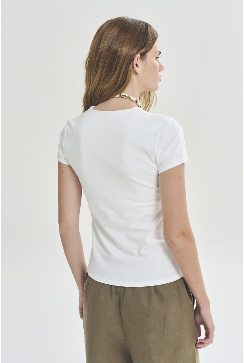 REMERA V M/C NEIL
