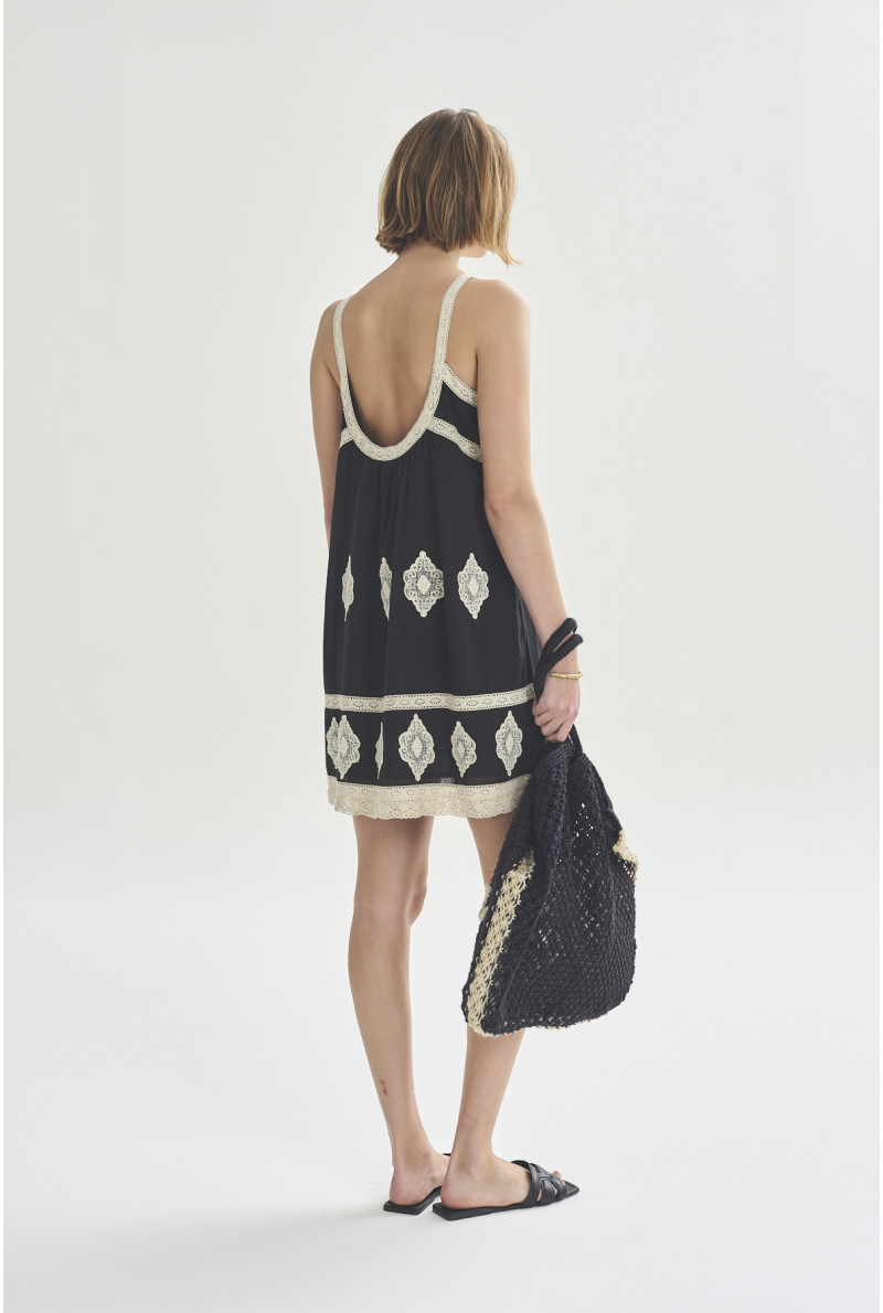VESTIDO CORTO MAUI