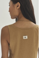 MUSCULOSA U CORA