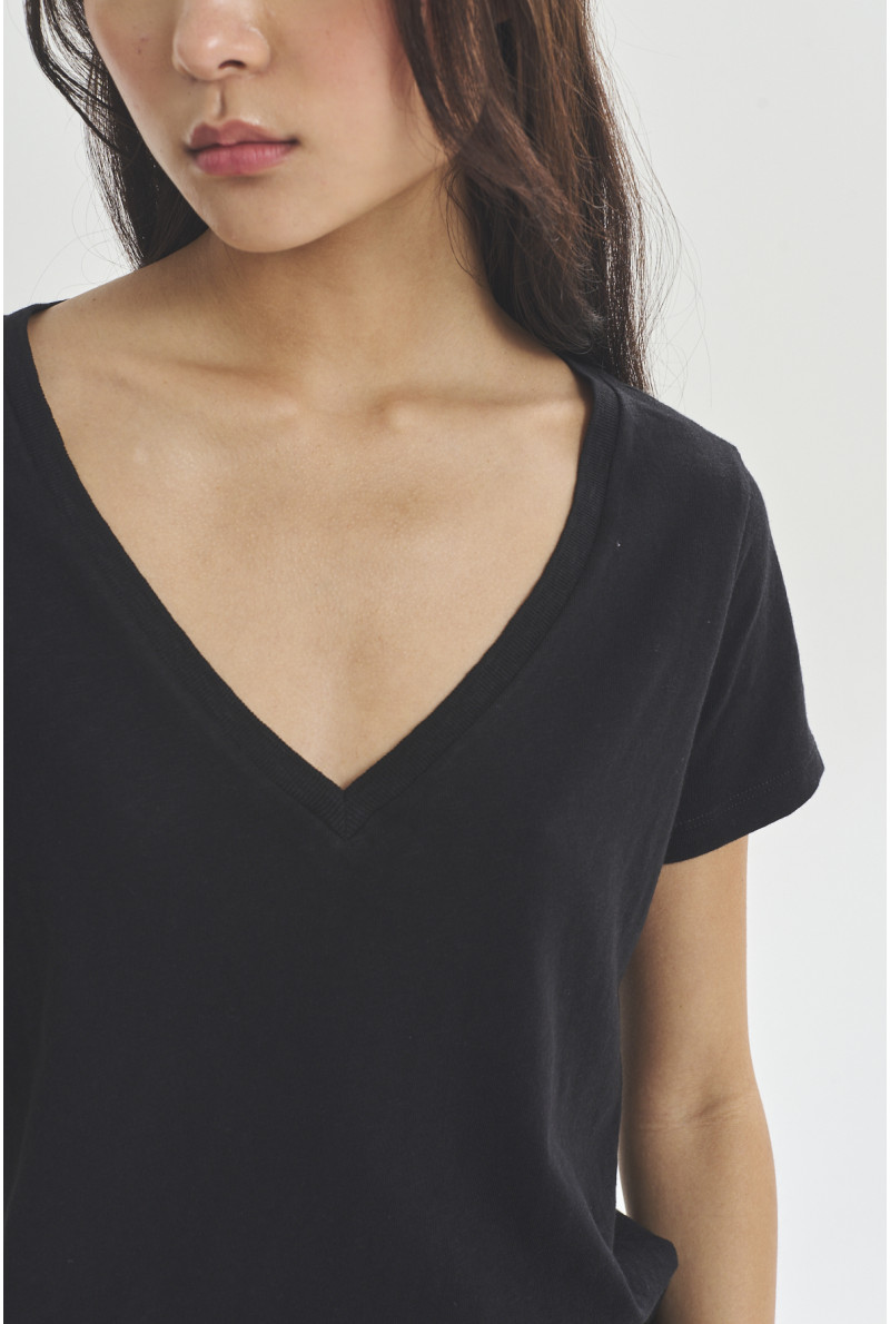 REMERA V M/C COLTRANE