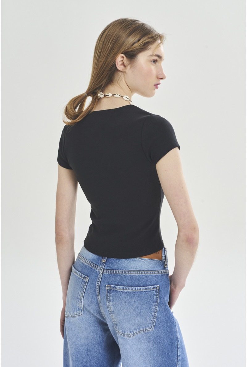 REMERA C/CUAD. JOPLIN