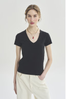 REMERA V M/C NEIL