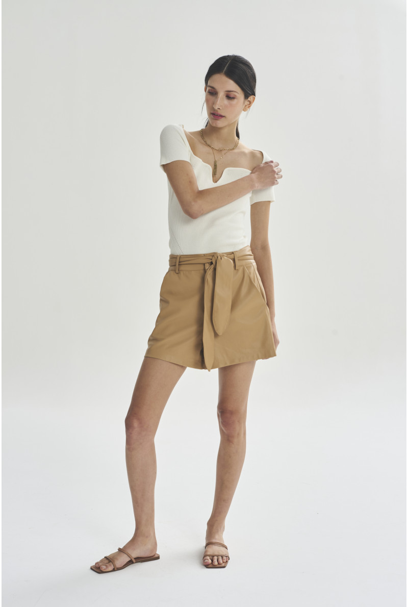 SHORT MALAGA