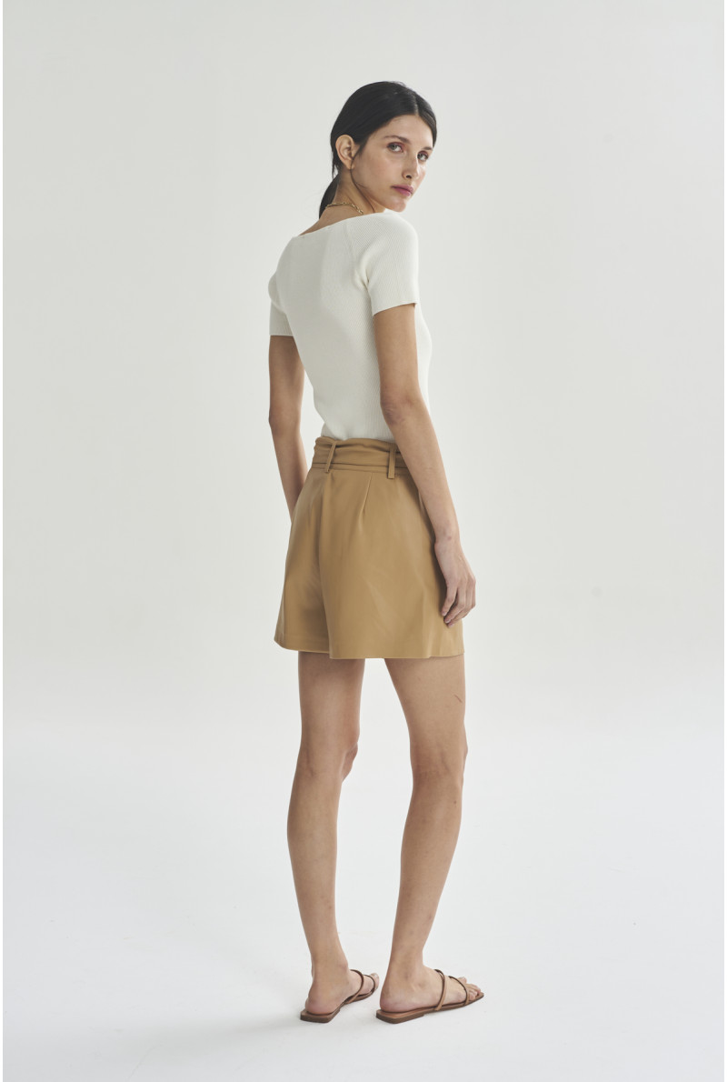 SHORT MALAGA