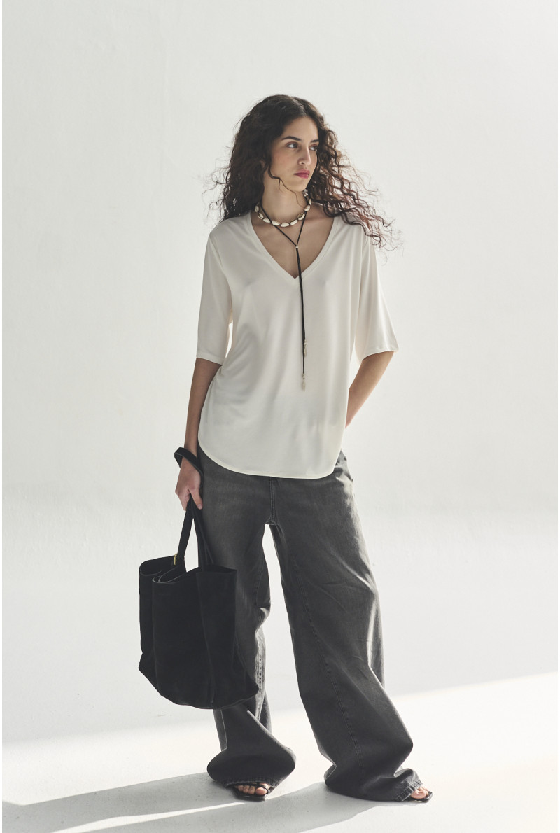 REMERA V M/C CHLOE