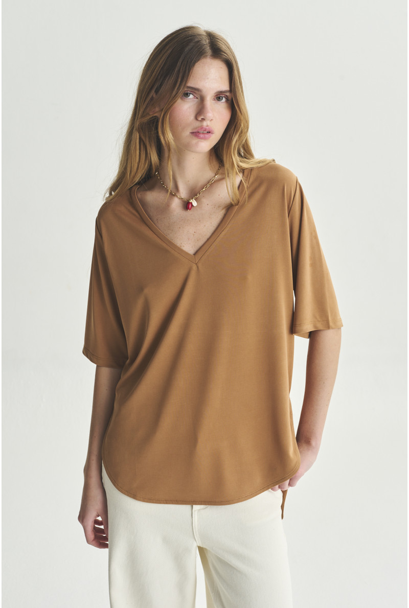 REMERA V M/C CHLOE
