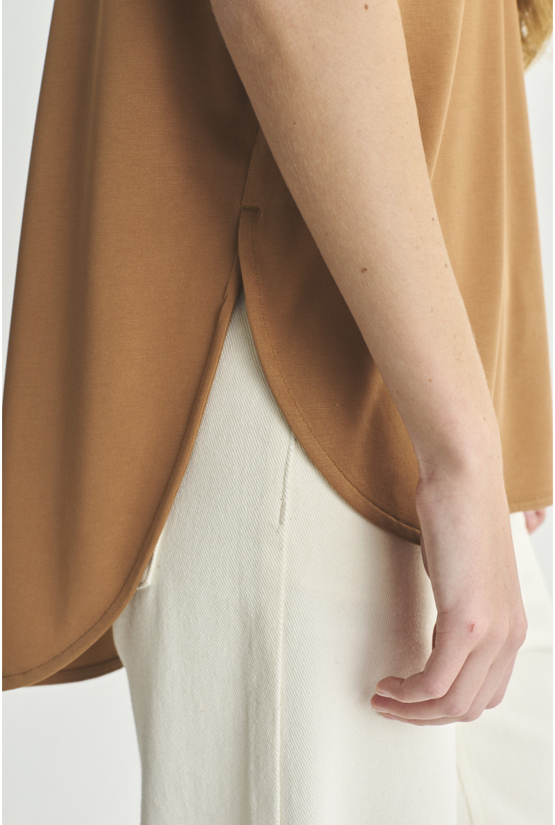 REMERA V M/C CHLOE