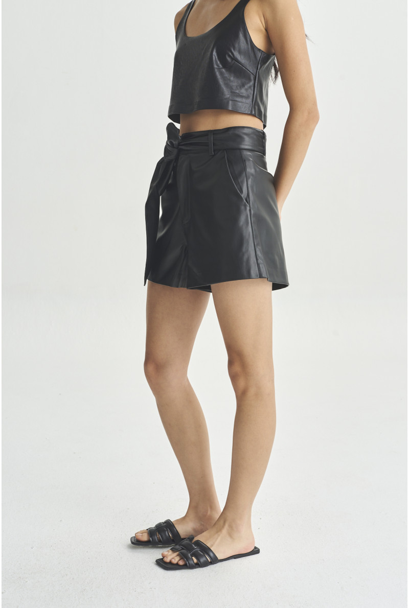 SHORT MALAGA