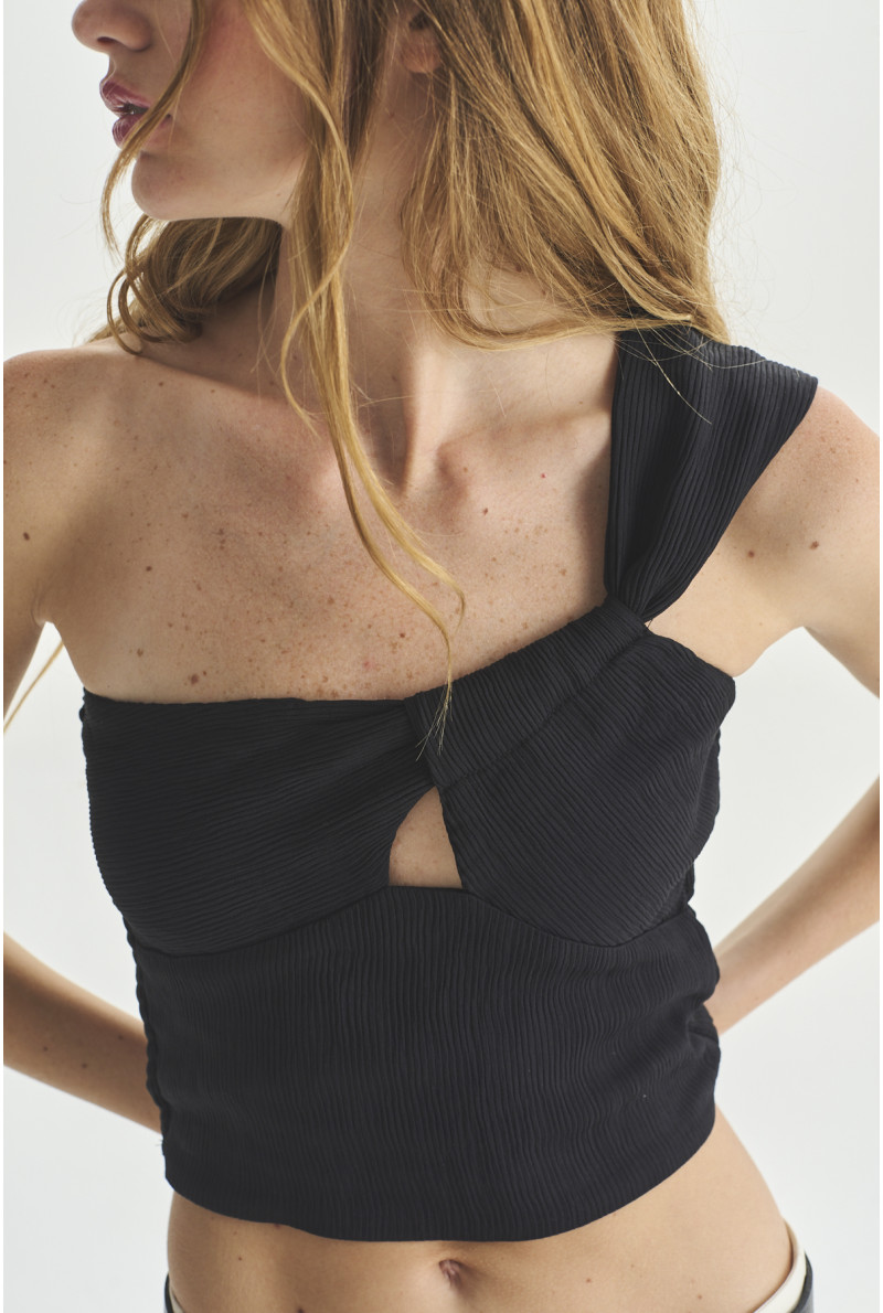 TOP JULIE