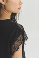 REMERA C/R KYLIE