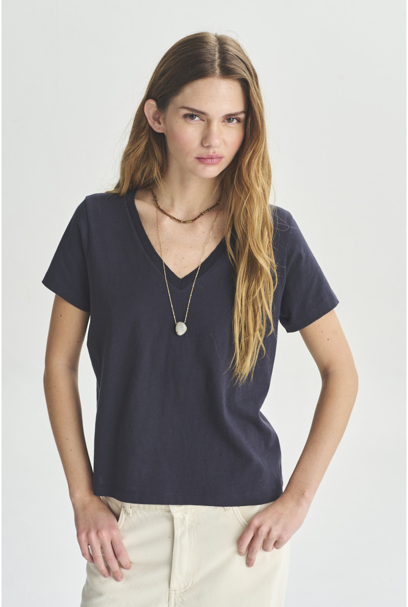 REMERA V M/C MALIK
