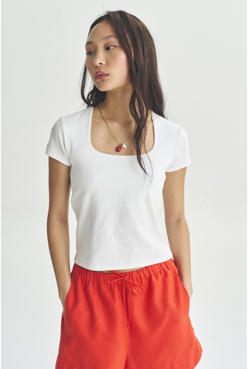 REMERA C/CUADRADO M/C NEIL