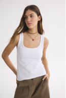 MUSCULOSA C/CUADRADO ARIANA