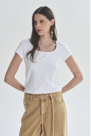 REMERA C/CUADRADO M/C JULIE