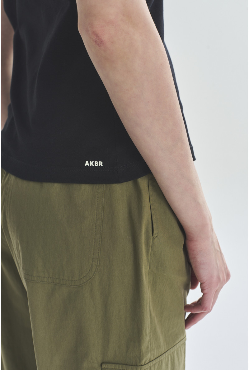 REMERA V M/C ARIANA