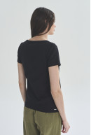 REMERA V M/C ARIANA