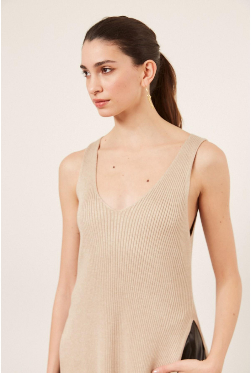 MUSCULOSA V WELLES