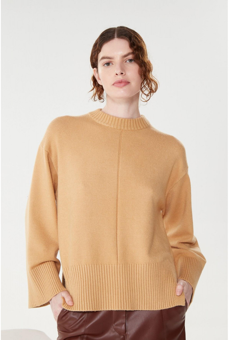 SWEATER C/R M/L SIMONE