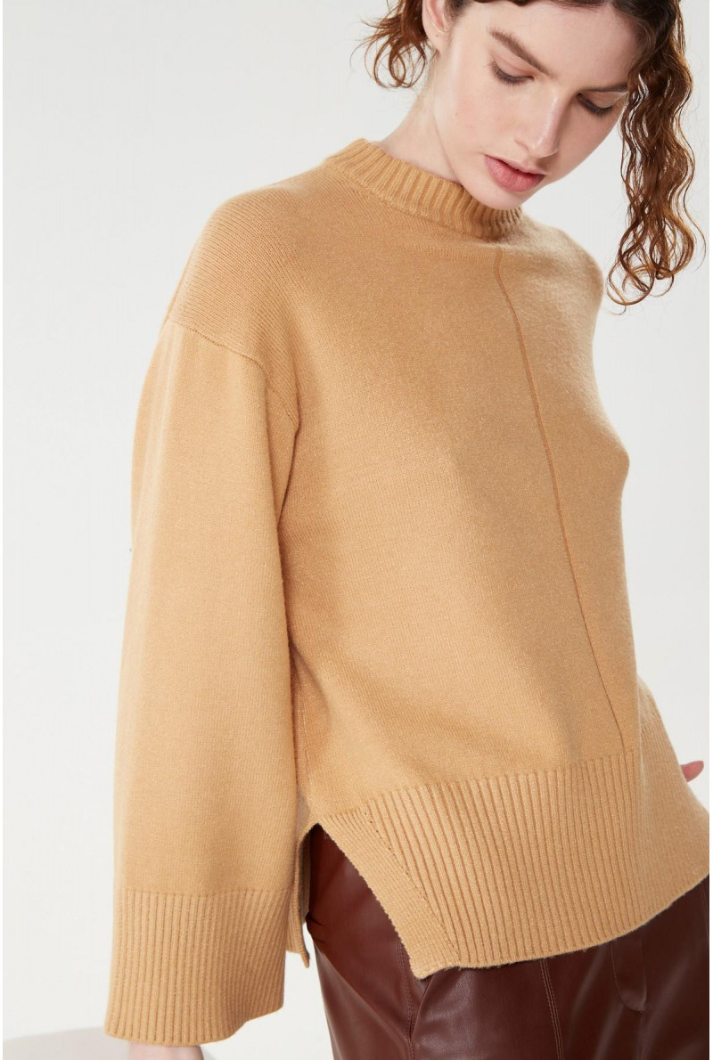 SWEATER C/R M/L SIMONE