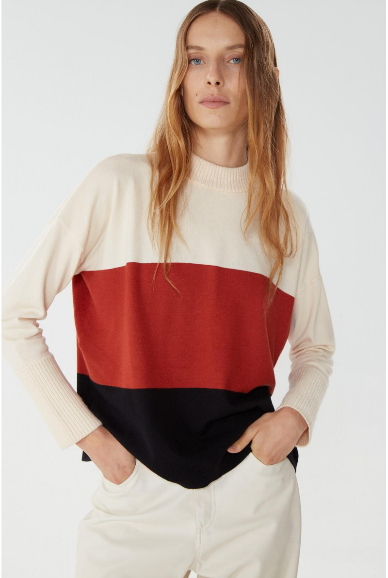 SWEATER C/R M/L POWELL