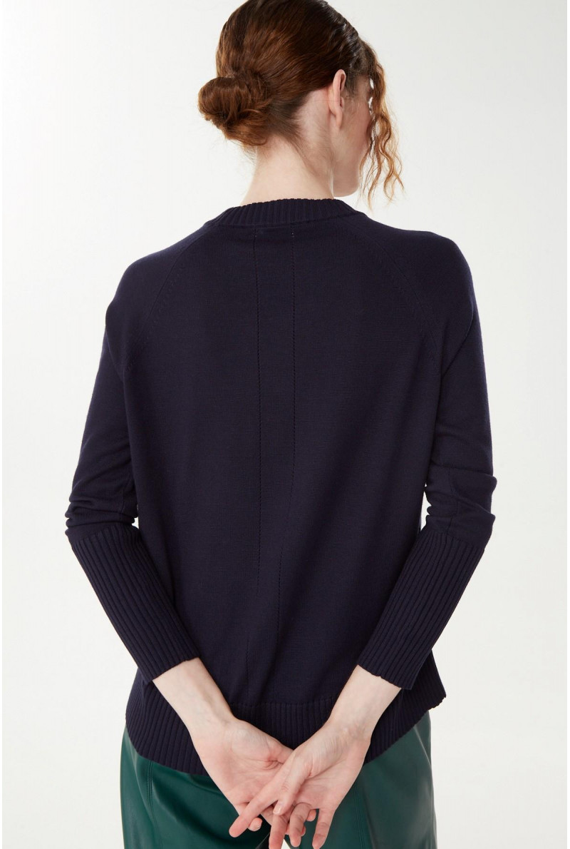 SWEATER C/R M/L BENNY