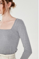 REMERA C/CUAD M/L MAX