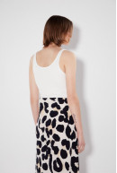 MUSCULOSA C/U MORA