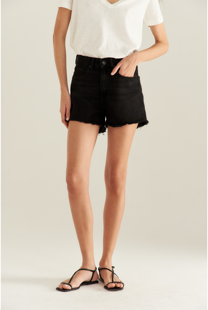 SHORT TIRO ALTO NEGRO